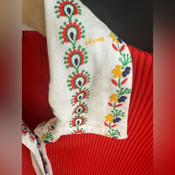 Celine Red Button Up Cotton Cardigan Top with Floral Collar & Trim • 42 - Picture 3 of 10